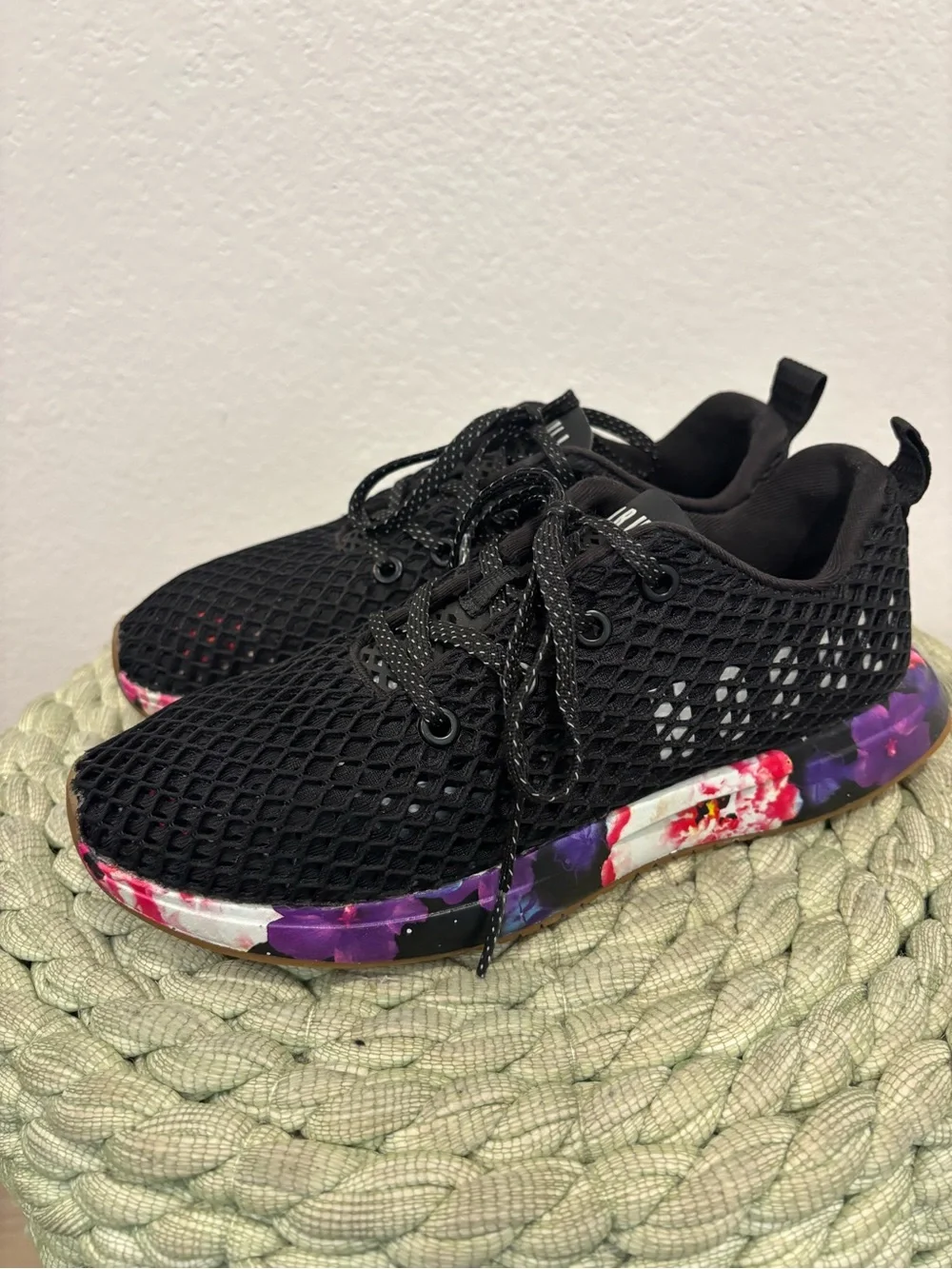 NOBULL Black Space Floral Mesh Runner Trainer Lace Up Sneakers Size 7